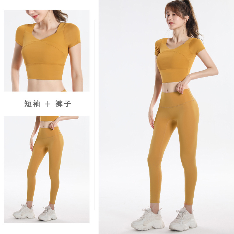 Quick Dry Set Sports Top With  - مراجعة Fitness & Nutrition Lab وسعره